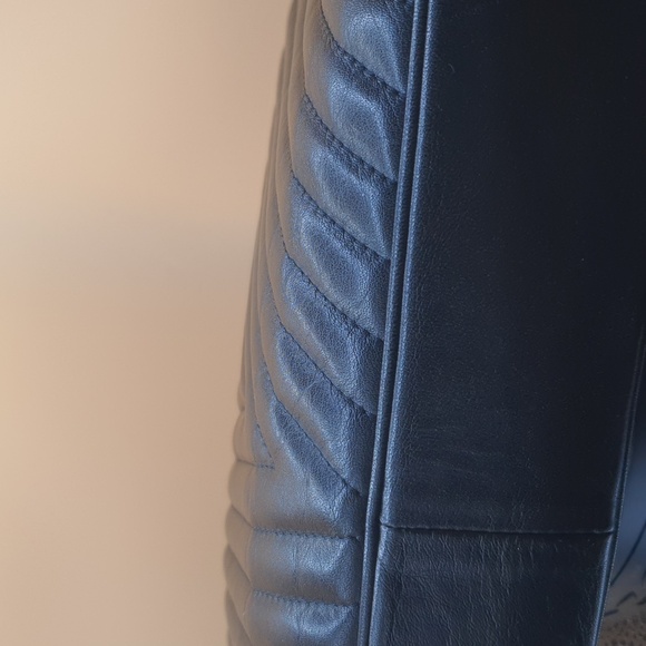 VALENTINO GARAVANI Lambskin Crossbody Bag - No Callouts - Picture 11 of 13